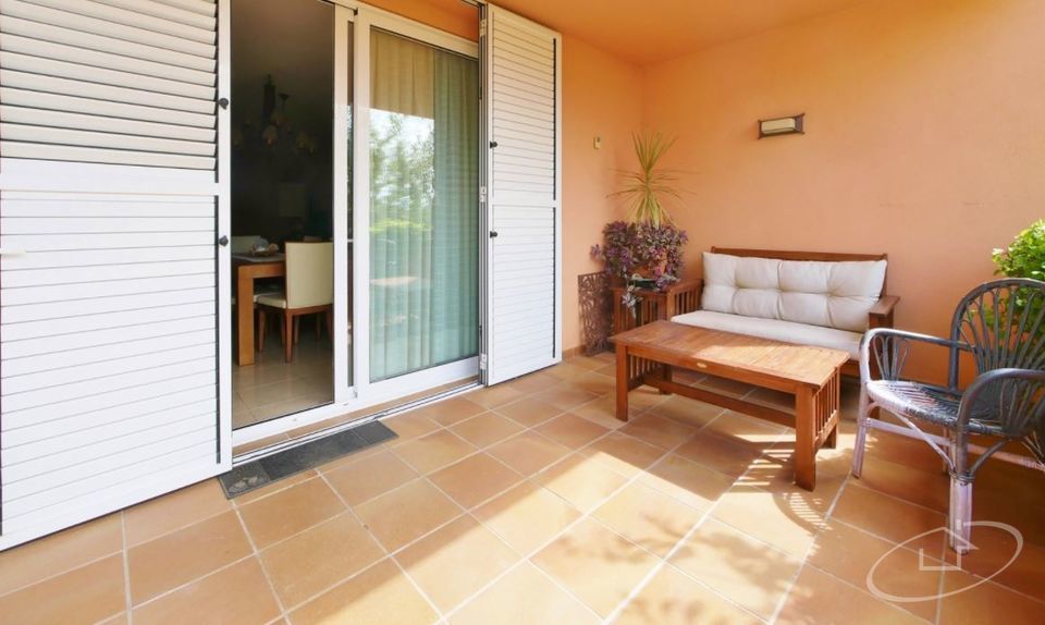 CASA CON JARDÍN Y PISCINA EN MONT-RAS