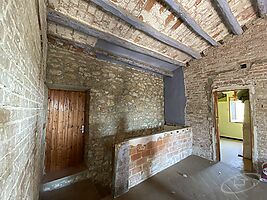 MAISON DANS LE BAIX EMPORDÀ PER A REHABILITER AU TOR