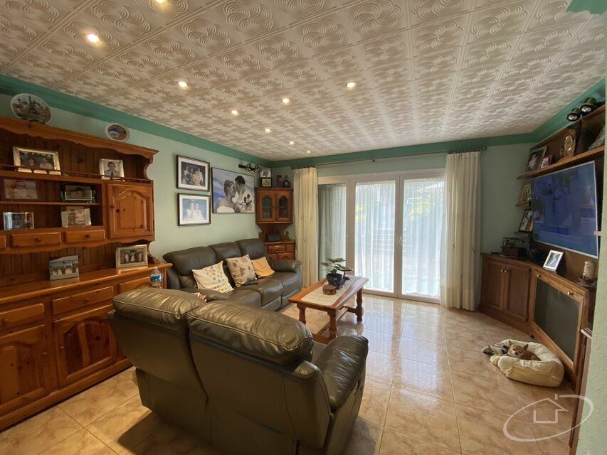SEMI-DETACHED HOUSE IN A QUIET AND WELL-CONNECTED AREA OF PALAFRUGELL