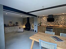 Magnifique ferme à Esclanya, proche de tous les services et entourée par la nature.
