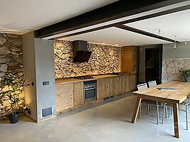 Magnifique ferme à Esclanya, proche de tous les services et entourée par la nature.