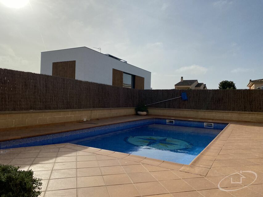 Fantastic 350m² house built on a 595m² plot in Palafrugell