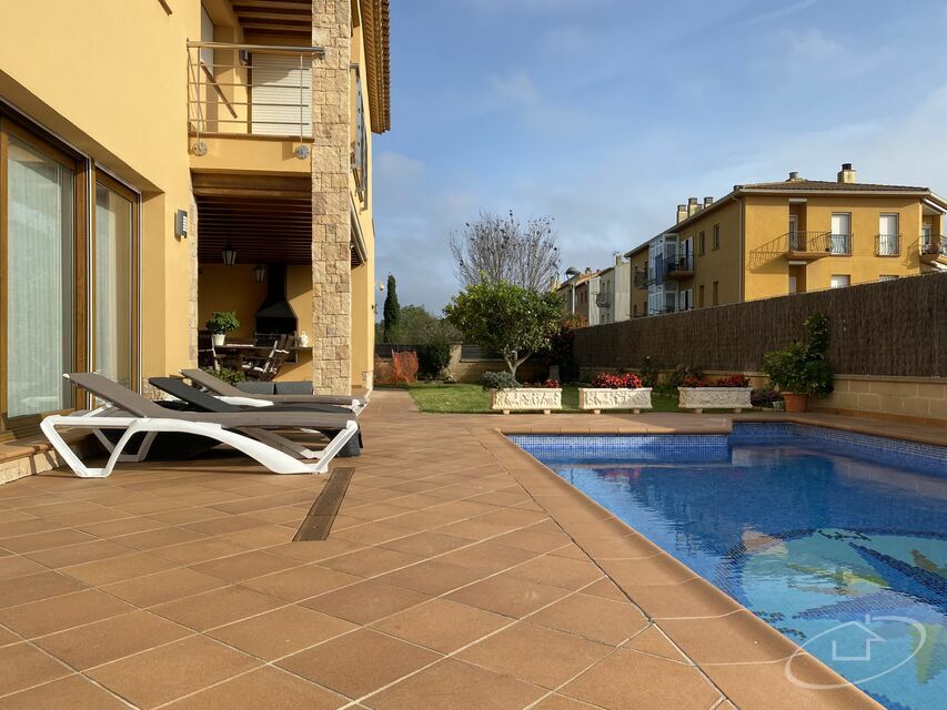 Fantastic 350m² house built on a 595m² plot in Palafrugell