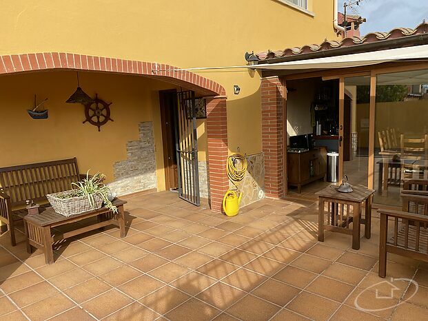 Casa unifamiliar con patio y piscina a Palafrugell