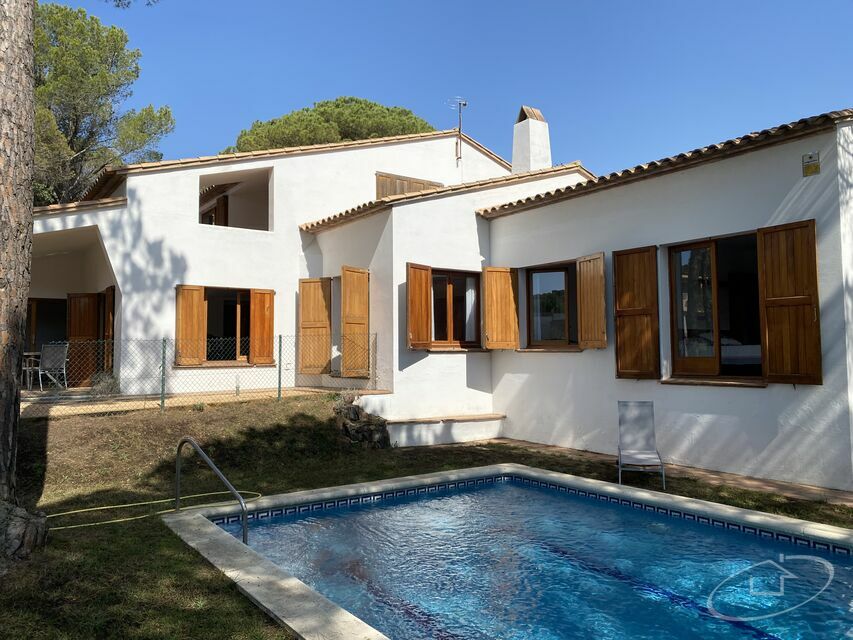 Exclusif Maison individuelle située á Calella de Palafrugell