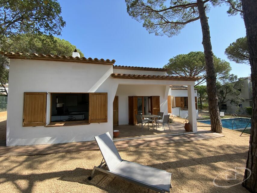 Exclusif Maison individuelle située á Calella de Palafrugell