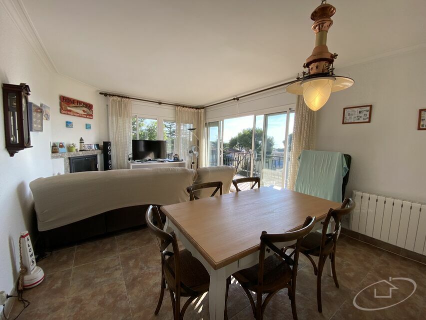 APPARTEMENT À CALELLA DE PALAFRUGELL AVEC VUE SUR LA MER