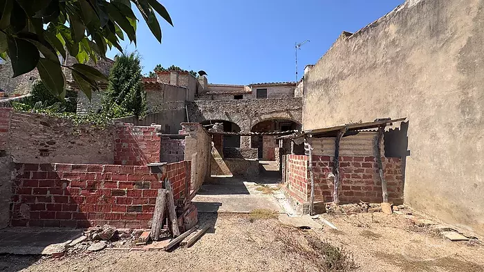 Casa en venda a Llofriu