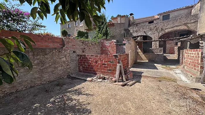 Casa en venda a Llofriu
